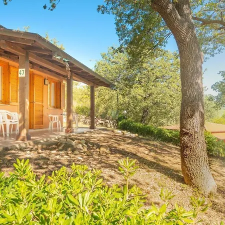 בית נופש Villaggio Colombo V5