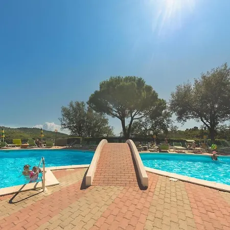 Villaggio Colombo V5 Ferienhaus Marina dʼAndora