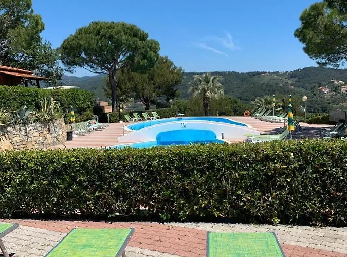 Feriehus Villaggio Colombo V5 Marina dʼAndora